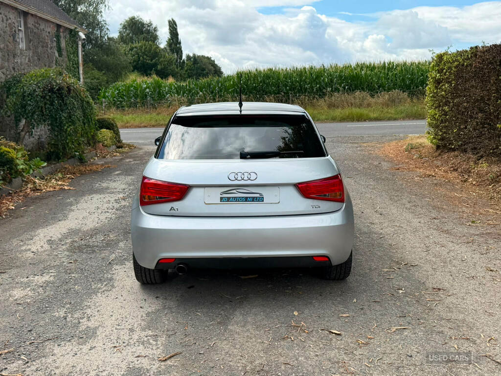 Audi A1 1.6 Tdi Sport Silver #4