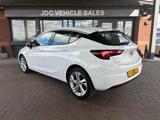 Vauxhall Astra 2020 1.2 Turbo Sri Nav Hatchback White #2