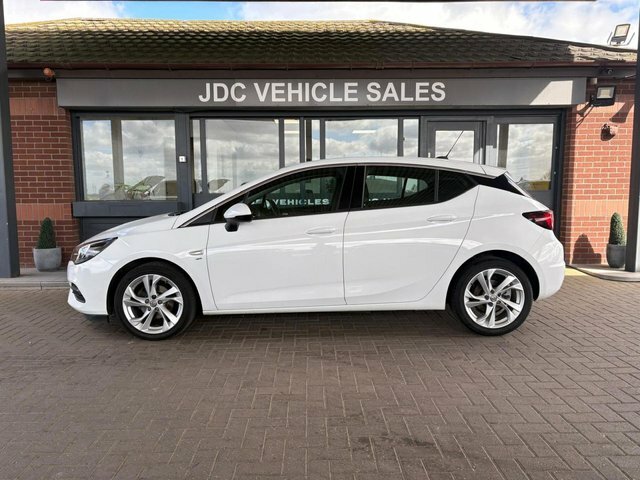 Vauxhall Astra 2020 1.2 Turbo Sri Nav Hatchback White #4