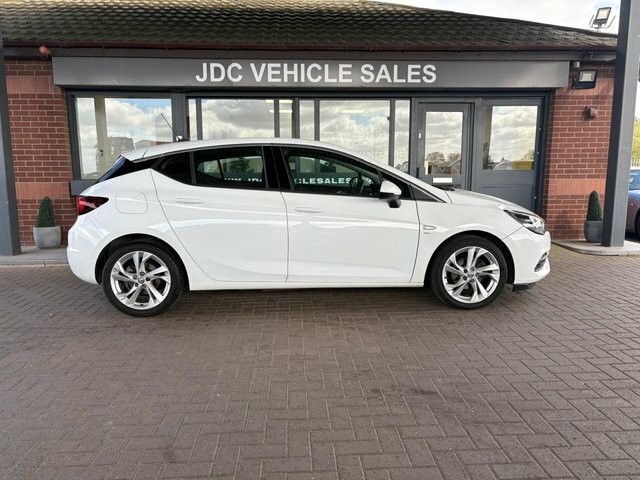 Vauxhall Astra 2020 1.2 Turbo Sri Nav Hatchback White #3