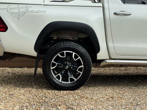 Toyota HILUX Active Dcab Pick Up 2.4 D-4d White #14