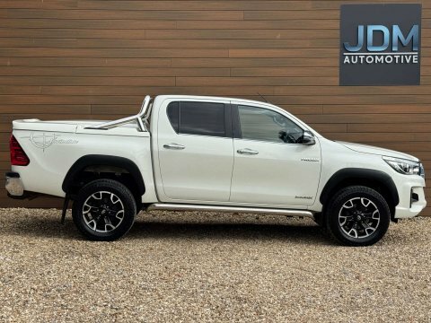 Toyota HILUX 2.4 Hi-luxury Invincible White #2
