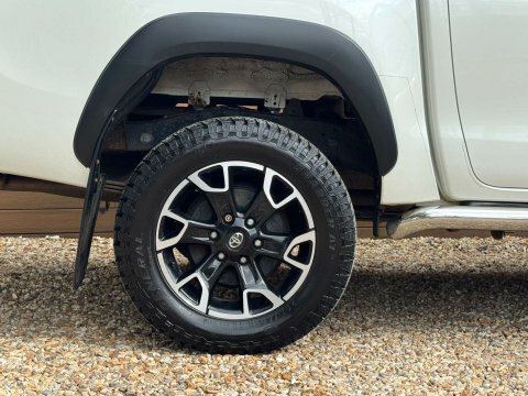 Toyota HILUX Active Dcab Pick Up 2.4 D-4d White #17