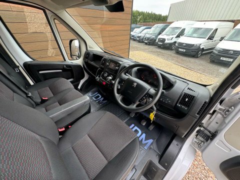 Peugeot Boxer 2.0 Bluehdi 335 Built #18