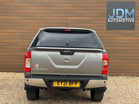Nissan Navara 2.3 Navara Tekna Grey #4