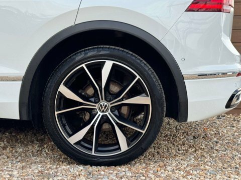 Volkswagen Tiguan 1.5 Tsi 150 Active Dsg Black #16