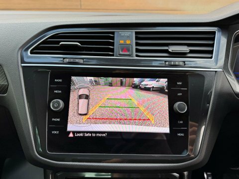 Volkswagen Tiguan 1.5 Tsi 150 Active Dsg Black #25