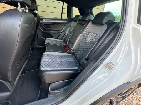 Volkswagen Tiguan 1.5 Tsi 150 Active Dsg Black #29