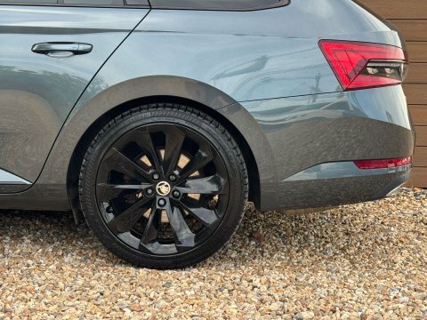 Skoda Superb 2.0 Tdi Scr 190Ps Sportline Dsg Estate Grey #15