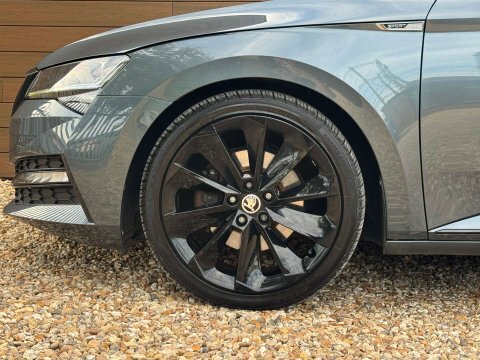 Skoda Superb 2.0 Tdi Scr 190Ps Sportline Dsg Estate Grey #11
