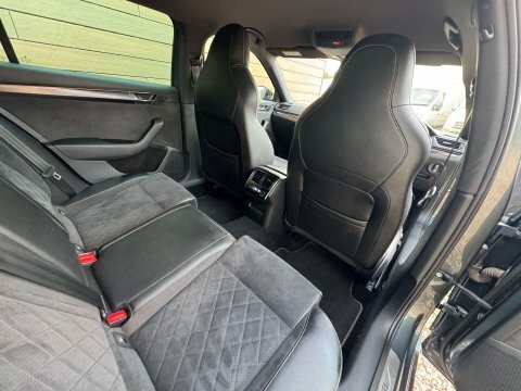 Skoda Superb 2.0 Tdi Scr 190Ps Sportline Dsg Estate Grey #23