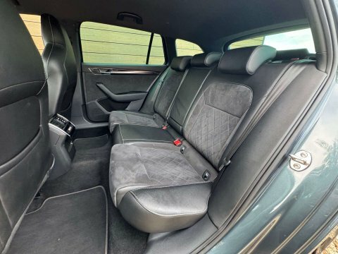 Skoda Superb 2.0 Tdi Scr 190Ps Sportline Dsg Estate Grey #32