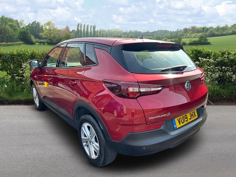 Vauxhall Grandland X Se S S Red #6