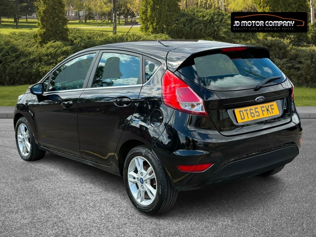 Ford Fiesta 1.0 T Ecoboost Zetec Black #4