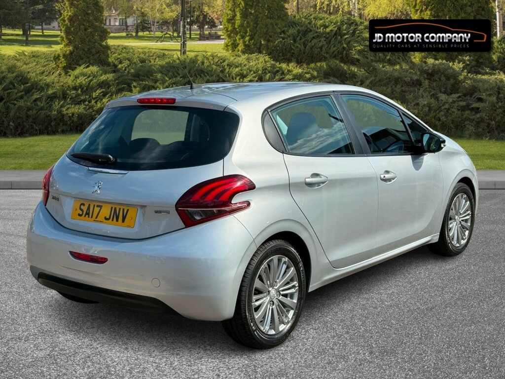Peugeot 208 1.2 Puretech Active Silver #4