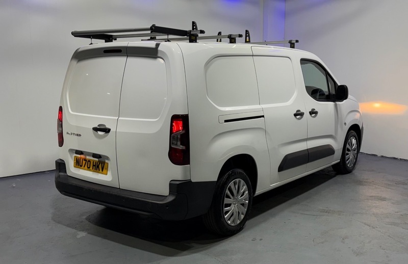 Peugeot Partner Bluehdi Professional L2 White #6
