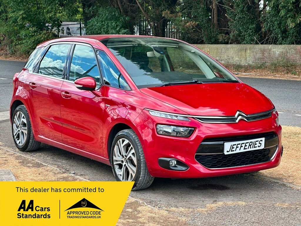 Citroen C4 Picasso 1.6L Exclusive Red