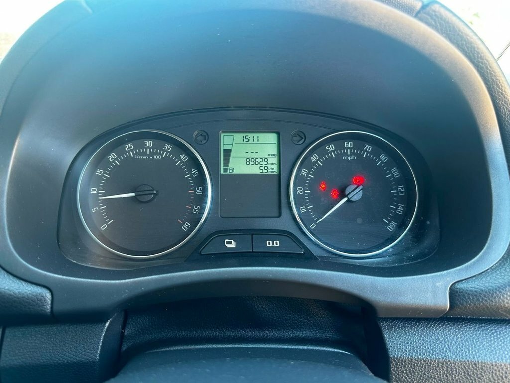 Skoda Roomster 1.6L Se Plus Tdi Cr Dsg Black #9