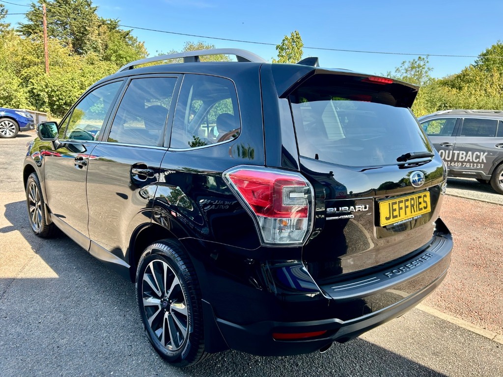 Subaru Forester 2.0 Xt Lineartronic Black #6