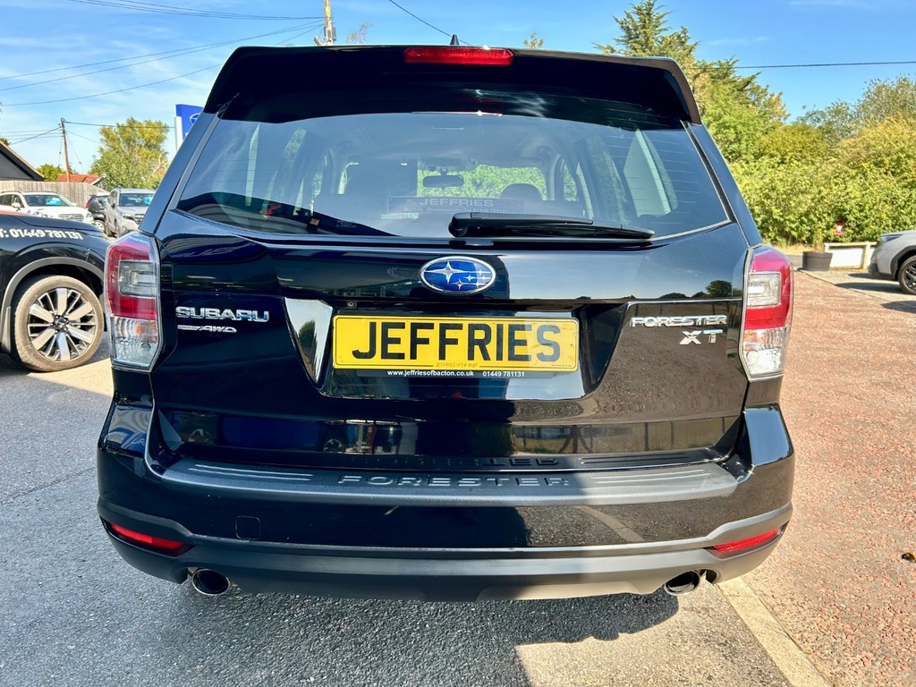 Subaru Forester 2.0 Xt Lineartronic Black #5