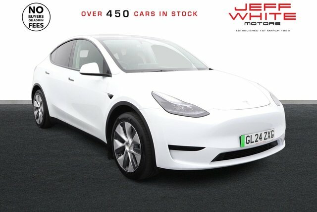 Tesla Model Y Rwd Pan Roof, White