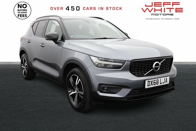 Volvo XC40 T3 R-design Sat Grey