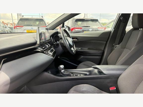 Toyota C-Hr Icon 1.8 Hybrid GJ19ZHL Red #5