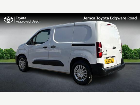 Toyota Proace City Icon L1 Ev 50Kw 11Kw Obc 800Kg White #3