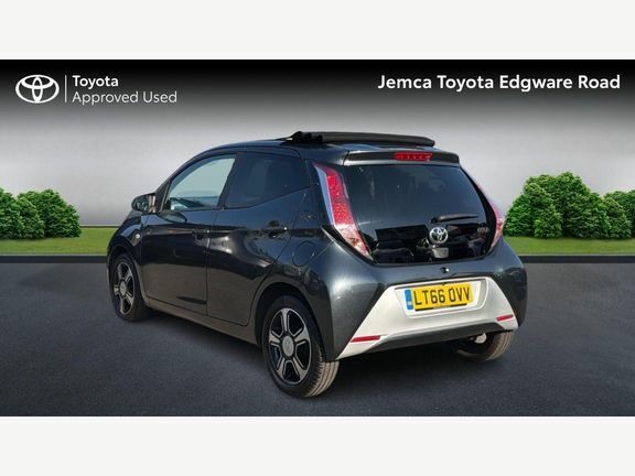 Toyota Aygo X X-clusiv 2 Grey #4