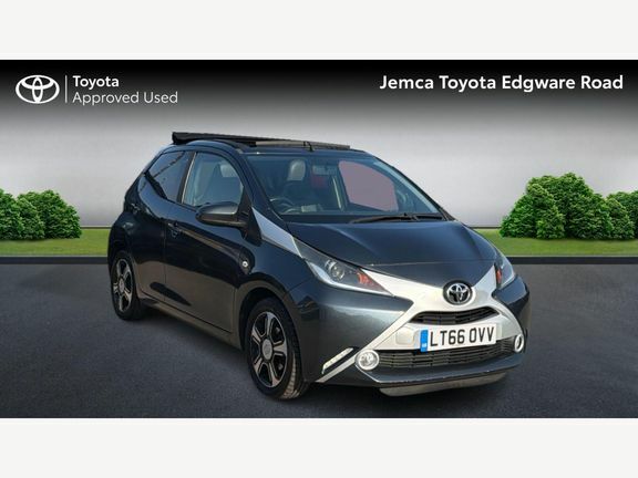 Toyota Aygo X X-clusiv 2 Grey