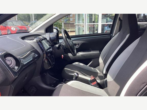 Toyota Aygo X X-press X-shift Grey #5