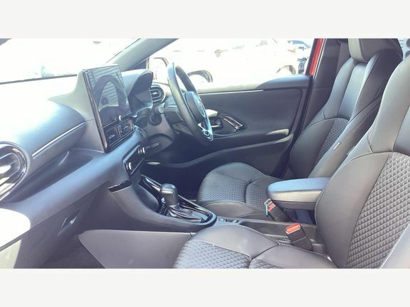 Toyota Yaris Excel #5