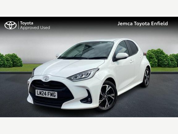 Toyota Yaris Design White #3
