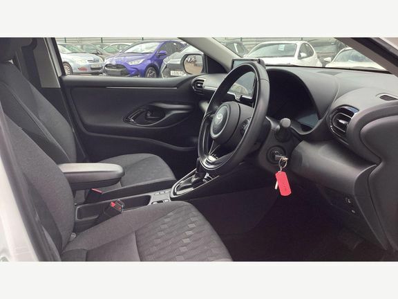 Toyota Yaris 1.5 Vvt-h Design E Cvt Grey #12