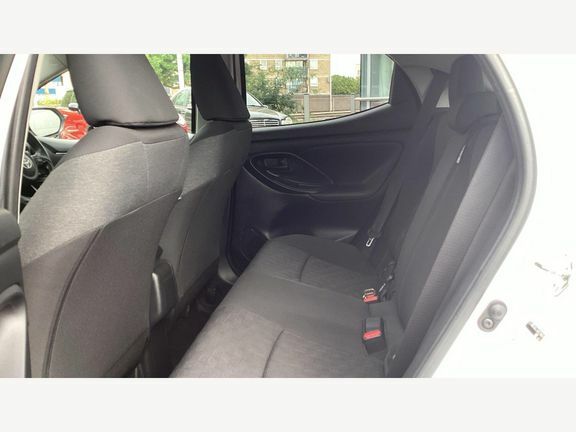 Toyota Yaris 1.5 Vvt-h Design E Cvt Grey #14