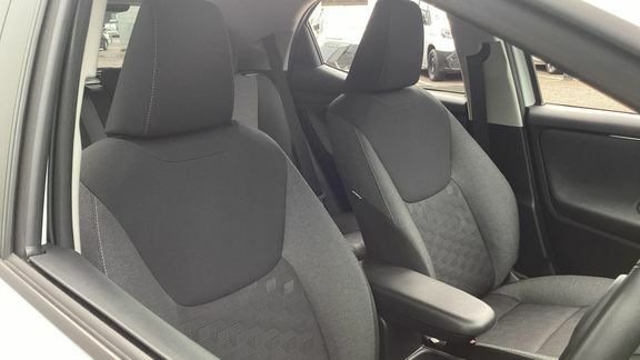 Toyota Yaris 1.5 Vvt-h Design E Cvt Grey #38