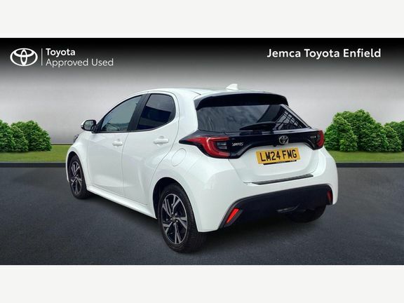Toyota Yaris Design White #4