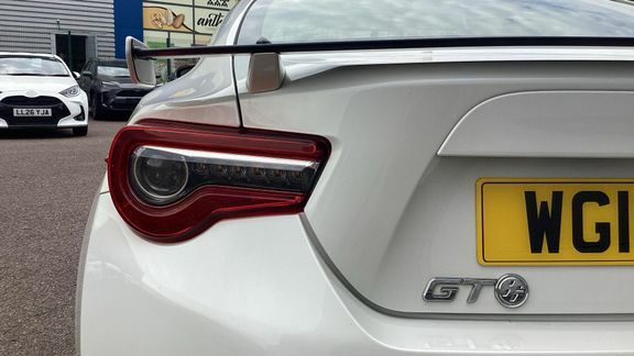 Toyota GT86 2.0 D-4s Orange Edition Orange #20