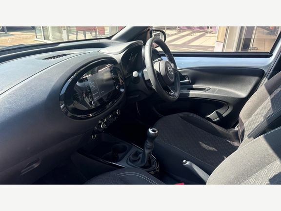 Toyota Aygo X Edge Manual White #5