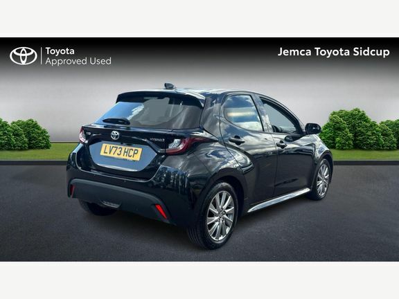 Toyota Yaris Icon Black #2