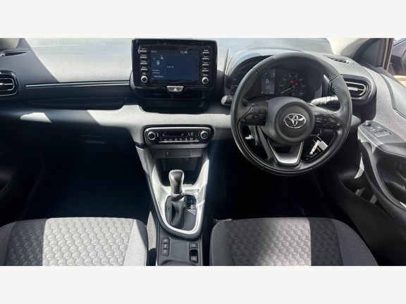 Toyota Yaris Icon Black #6