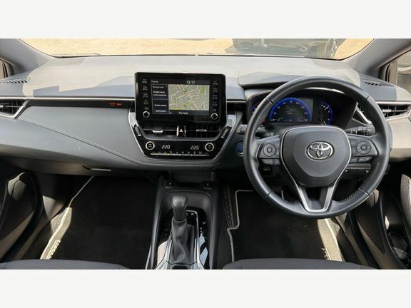 Toyota Corolla Icon Tech 1.8 Hybrid Hb Sw White #6