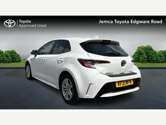 Toyota Corolla Icon Tech 1.8 Hybrid Hb Sw White #4