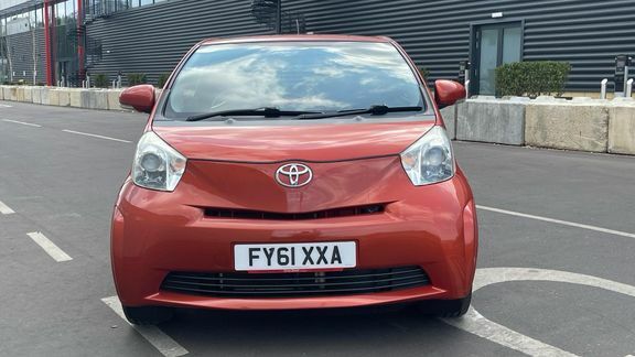 Toyota IQ Vvt-i Iq 3-Door Blue #18