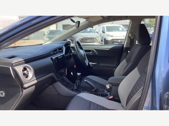 Toyota Auris 1.2 Vvt-i Business Edition Touring Sports Euro 6 Blue #4
