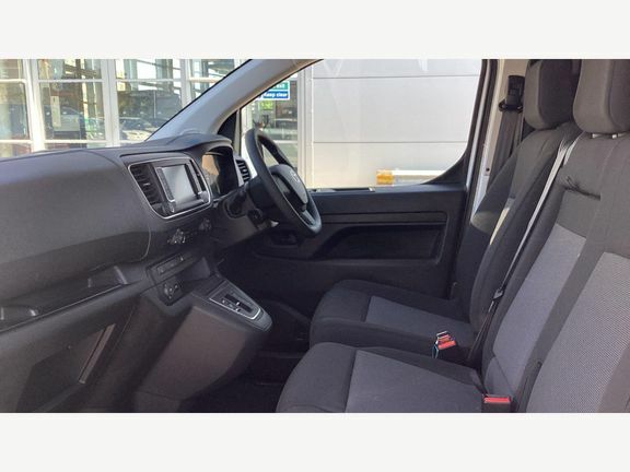 Toyota PROACE Icon L1 Ev 75Kw 1.2T White #5
