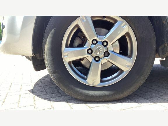 Toyota Rav 4 2.2 D-cat Sr 4Wd Euro 5 White #22
