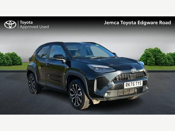 Toyota Yaris Cross Design Fwd Black