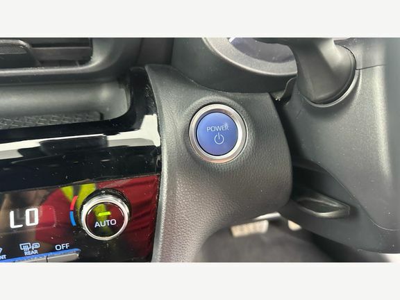 Toyota Yaris Cross Design Black #16