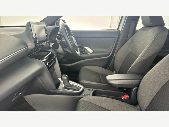 Toyota Yaris Cross Yaris Cross Design Fwd White #5